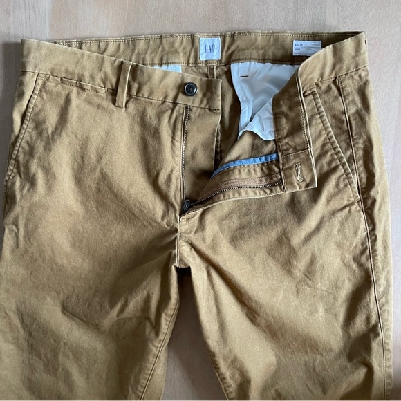 GAP Men's Brown Chinos - Picture 4 of 10
